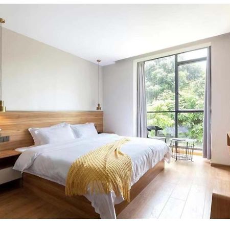 Marbella Express Hotel Manila Zewnętrze zdjęcie